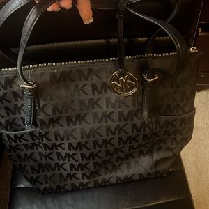 MK TOTE BAG